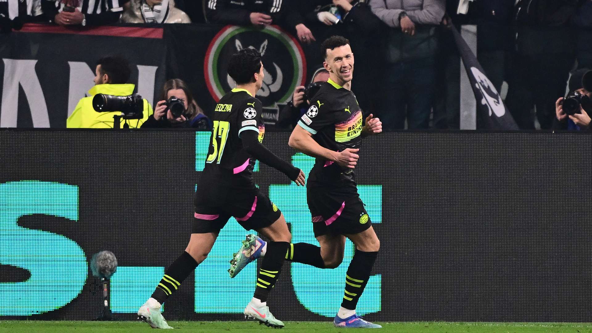 发与坚持 发与坚持